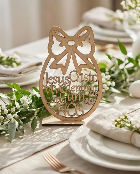 Decoração de Páscoa em Forma de Ovo com Mensagem Cristã